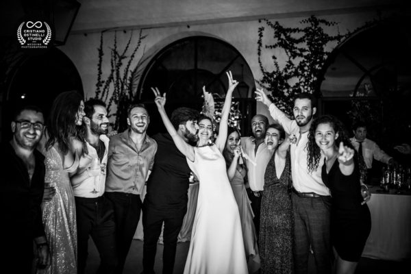 Villa del Balbianello - wedding party - happy ending